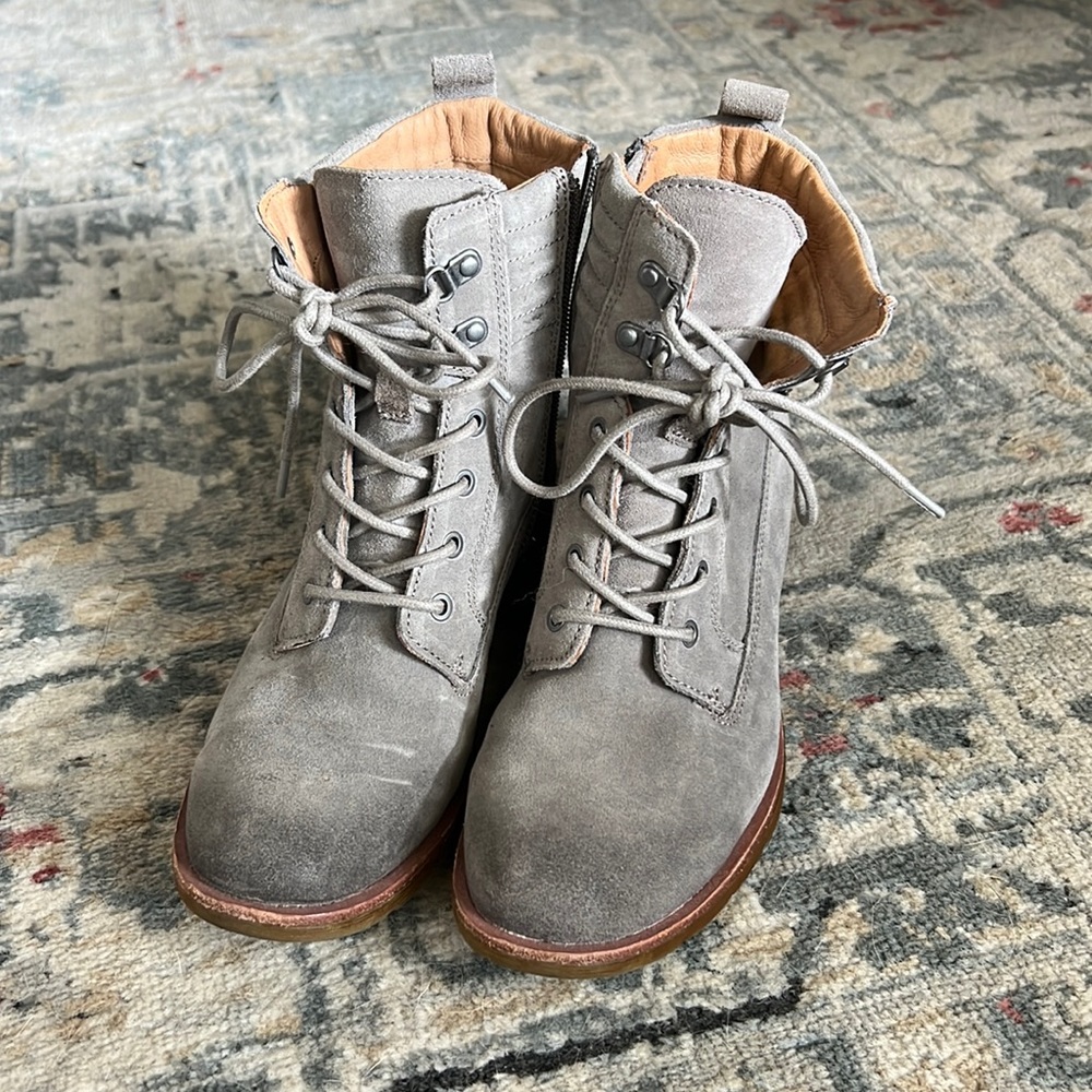 NWOT SOFFT Baxter boots